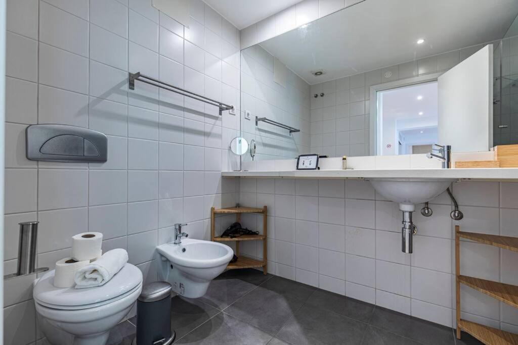 Downtown 2-bedroom W/terrace Apartment Lissabon
