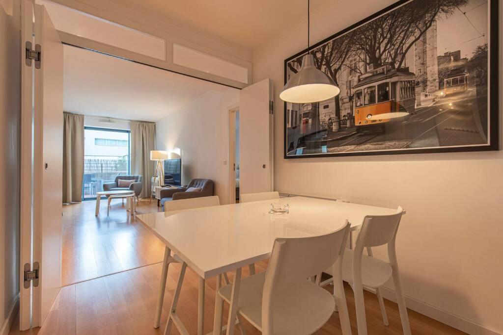 Downtown 2-bedroom W/terrace Lissabon